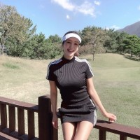 Monica Feng