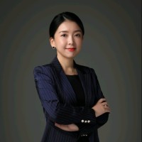 Vivian Lou