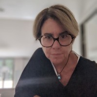Diane L Herminier