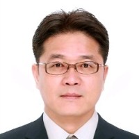 Yongwon Lee