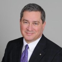 Kenneth Howell