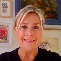Laura Linsell