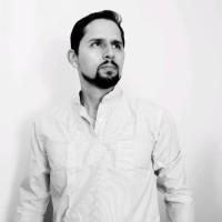 Aaron Alvear