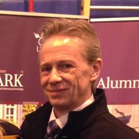Kevin Dickinson