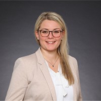 Julia Bayer