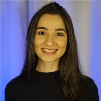 Luiza Meneghelli Pereira