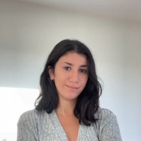 Inès C.