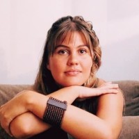Júlia Konflanz