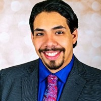 Dominic Farinas