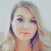 Laura Graves