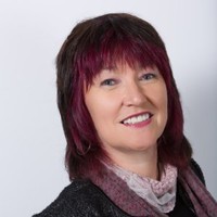 Caroline Bond