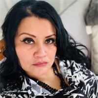 Cinthya B.