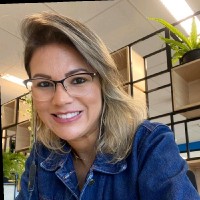 Giselli Oliveira