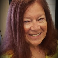 Shirley Zabawa
