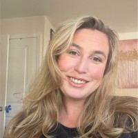 Susanne Leavey