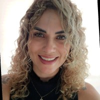 Nanda B. Maciel