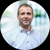 Marek Lesák
