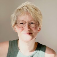 Louise Mackie