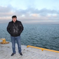 Антон Медведев