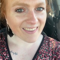 Sara Hiles