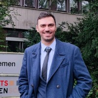 Dr. Ferit Cagdas Sahan