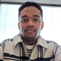 André Bhatt