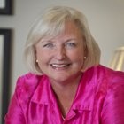 Lynda Hall