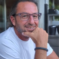 Veit Hölzl