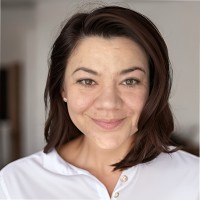 Cindy R.