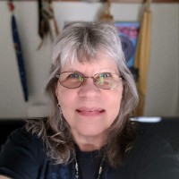 Lori Hendriksen - Eger