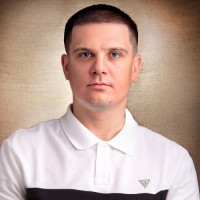 Андрей Артамонов