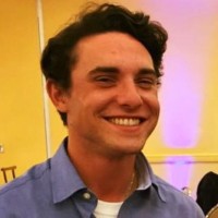 Nikolas Warren