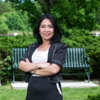 Liz T Ng