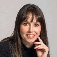 Anna Carolina Damascena de Brito