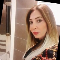 Dunia Mounzer