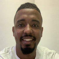 Roland Caicedo