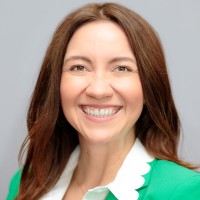 Kelly Valenzuela