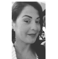 Vivian Maia Queiroz
