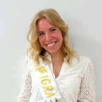 Stefanie Van Tiel