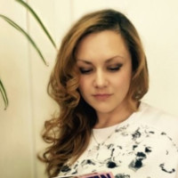 Анна Саакян
