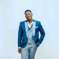 Emsony Komba
