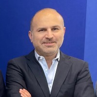 Roozbeh Tabandeh
