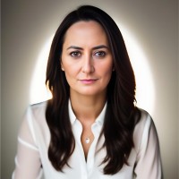 Lesley Bhatt