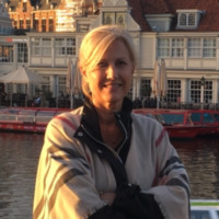Christine Dugas