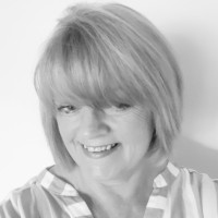 Lorna Banks