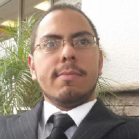 Roger Flores