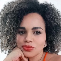 Shirley Santos