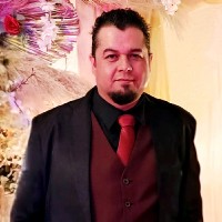 Adrian Flores