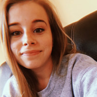 Becca Valcanas