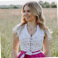 Anna Moosbauer